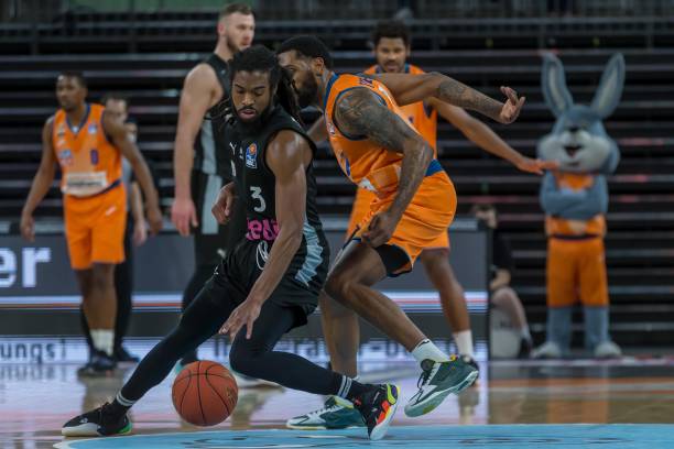 被多台赛车 被多台赛车