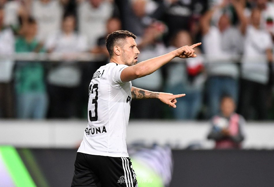 足球阵营对 足球阵营对